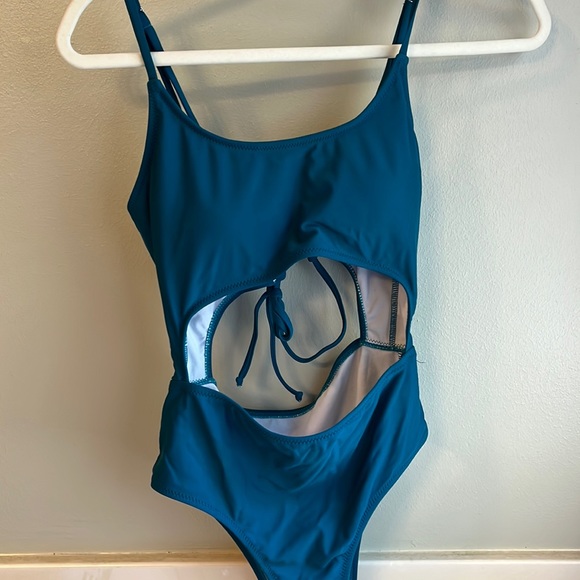 Monokini, One Piece Swimsuit, size medium - Picture 4 of 5